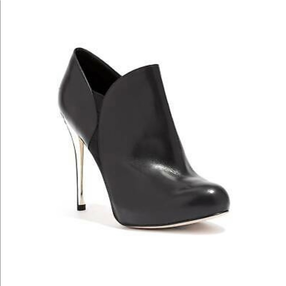 MARCIANO Black Booties